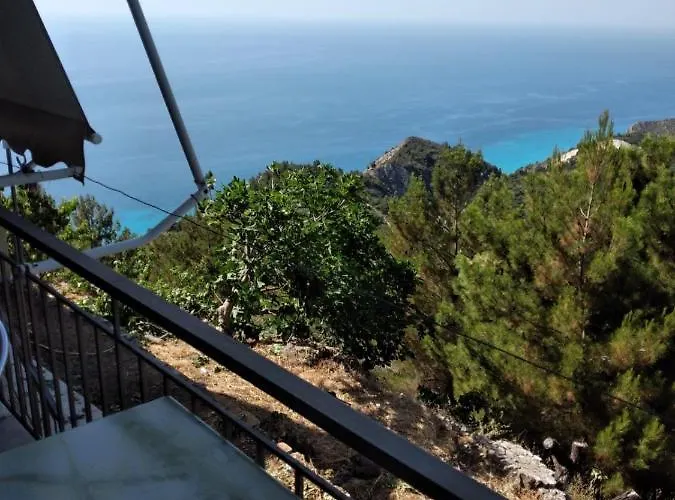 Panoramic View * Kalamítsi